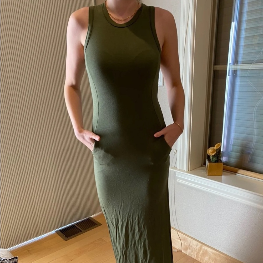 Lulus shield and sword pocket dress